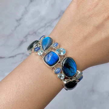 "Labradorite Jewelry: A Play Of Light And Color For Stunning Style